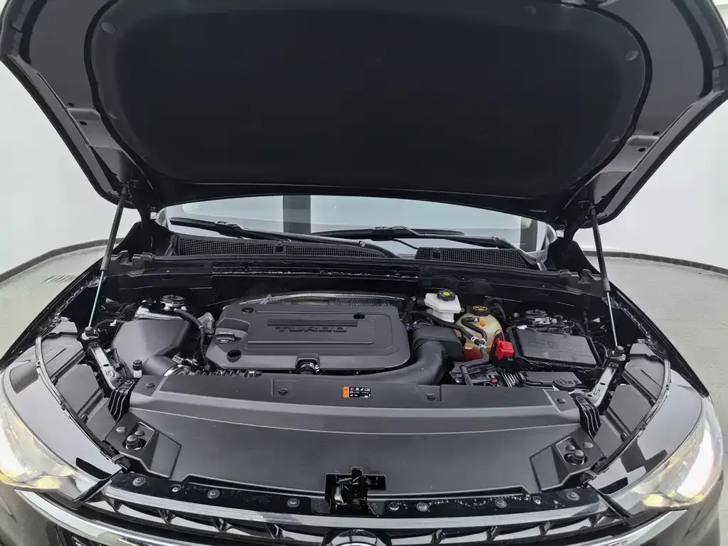 Buick Envision Plus — фото 6