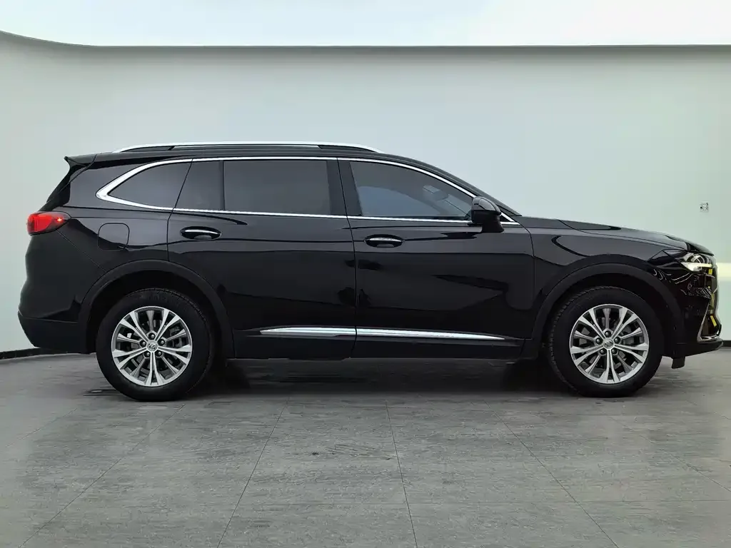 Buick Envision Plus — фото 10