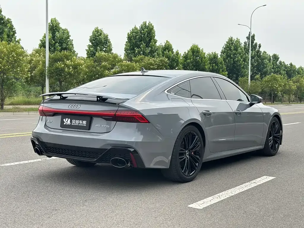 Audi A7 — фото 9