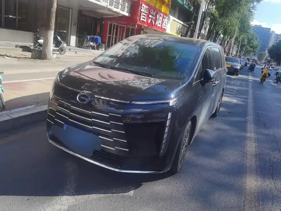 GAC Motor Trumpchi E8 — фото 1