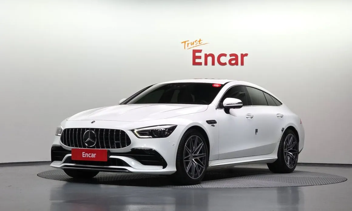 Mercedes-Benz AMG GT — фото 1