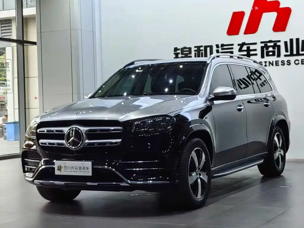 Mercedes-Benz GLS — фото 1