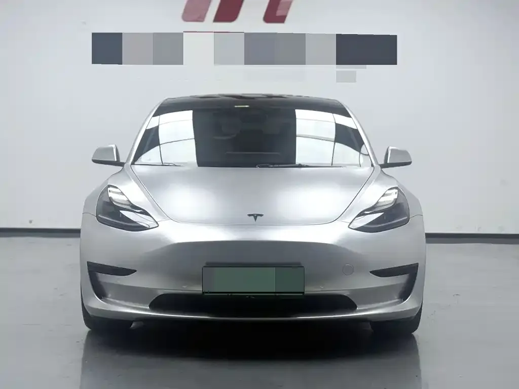 Tesla Model 3 — фото 2