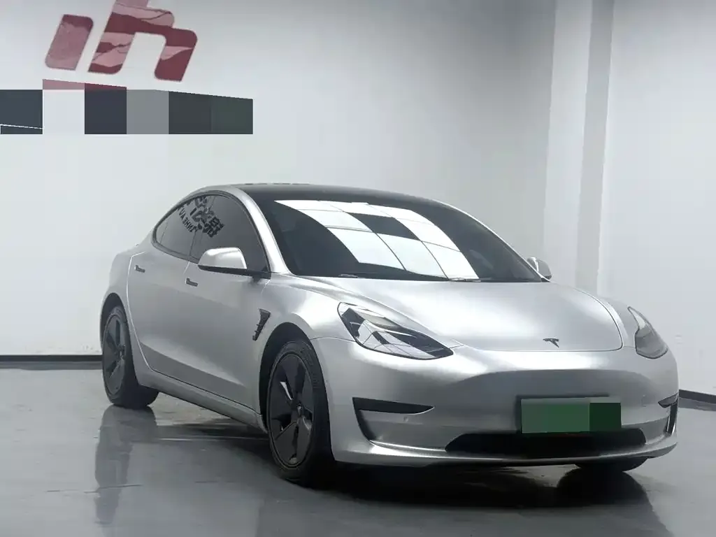 Tesla Model 3 — фото 6