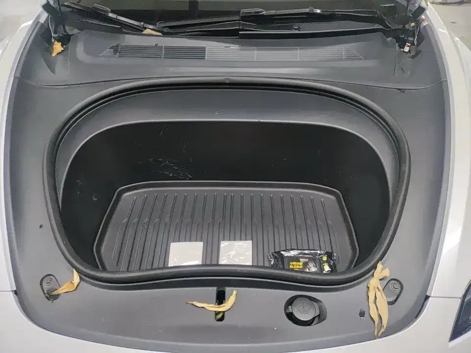 Tesla Model 3 — фото 3