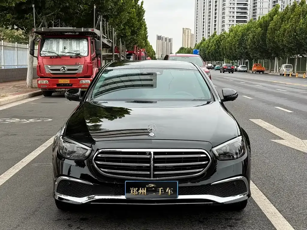 Mercedes-Benz E-Class — фото 10