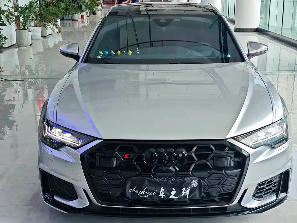 Audi S6 — фото 10