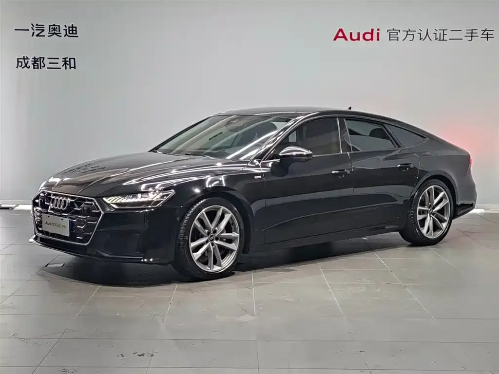 Audi A7 — фото 1