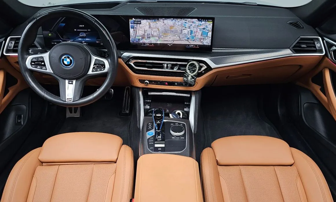 BMW i4 — фото 10