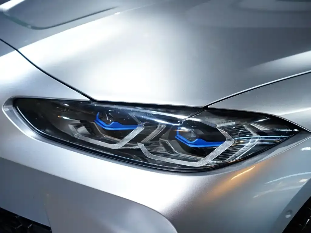 BMW M4 — фото 2