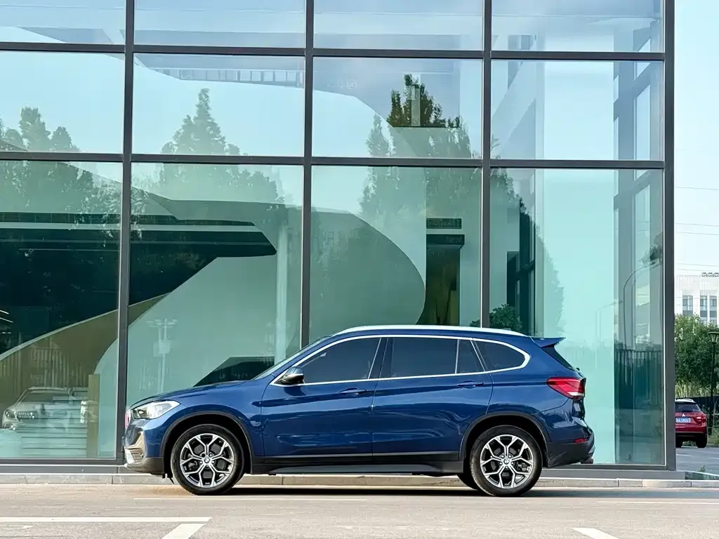 BMW X1 — фото 4