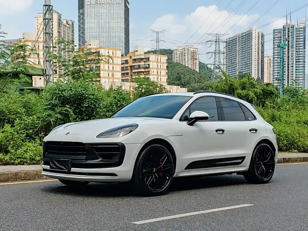 Porsche Macan — фото 1