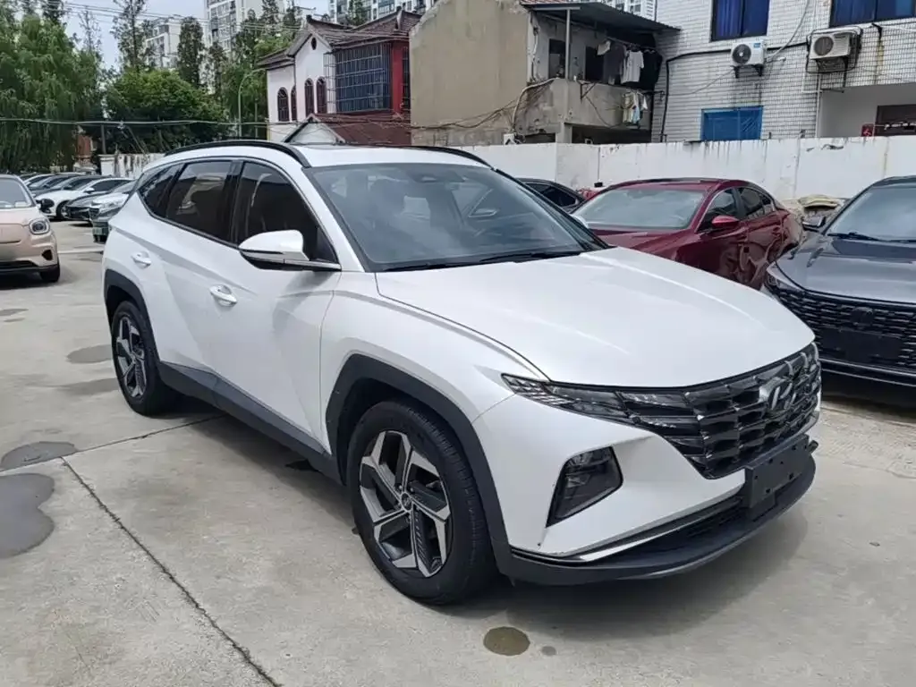 Hyundai Tucson — фото 10