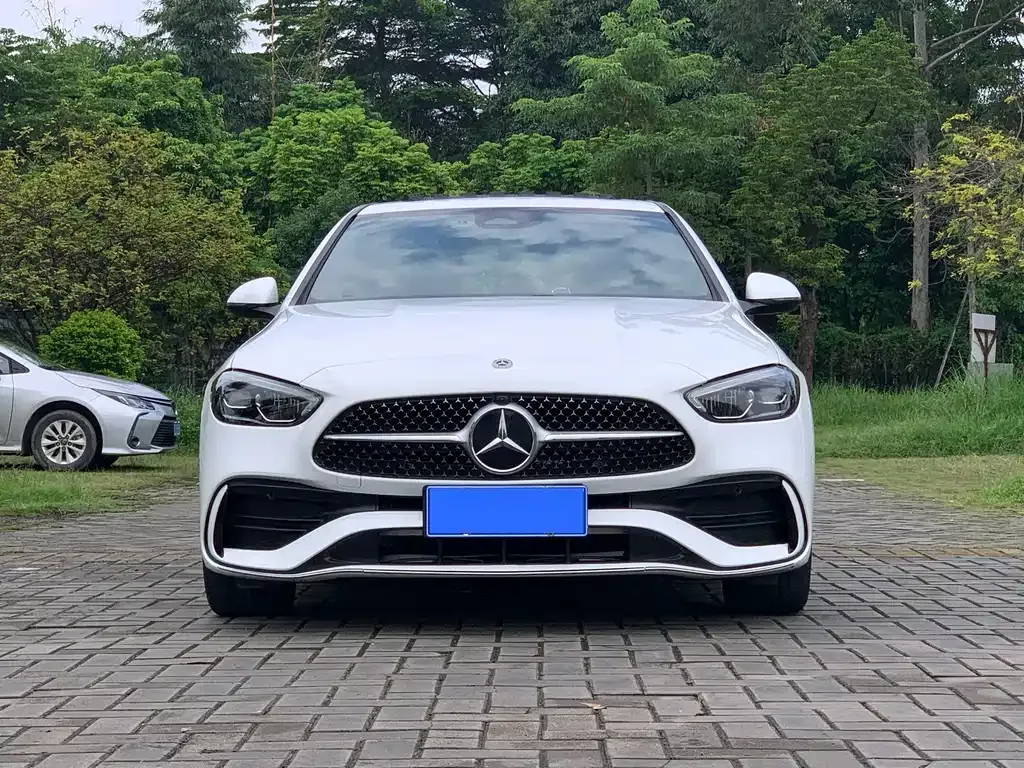 Mercedes-Benz C-Class — фото 10