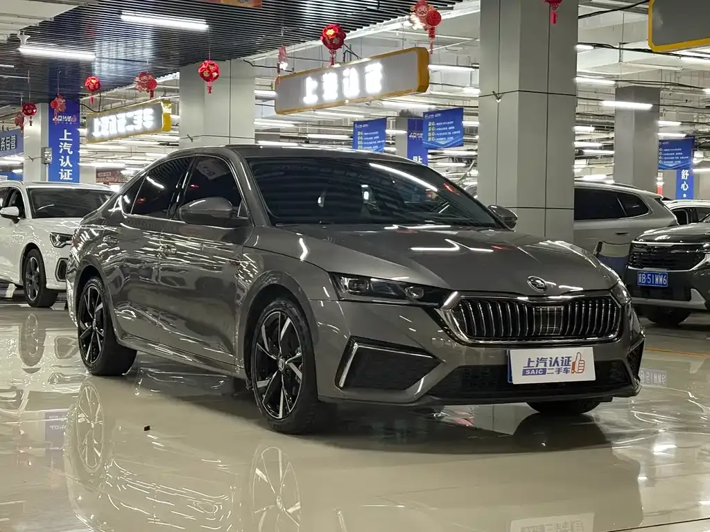 Skoda Octavia — фото 6