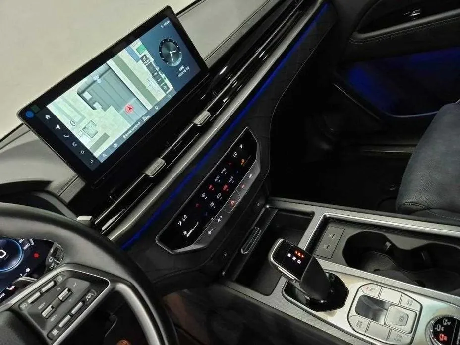 KG Mobility (Ssangyong) Rexton — фото 6