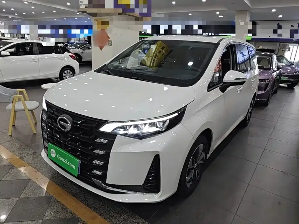 GAC Motor Trumpchi M6 — фото 1