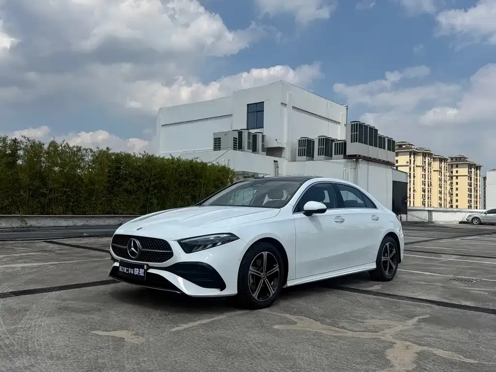 Mercedes-Benz A-Class — фото 1