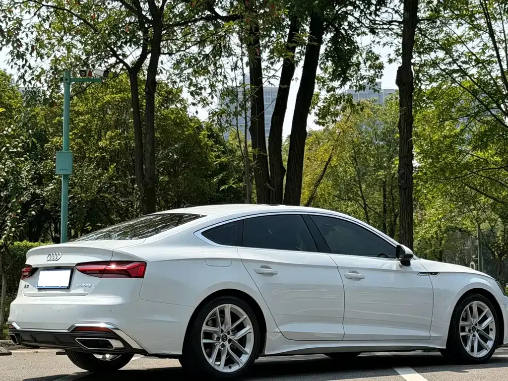 Audi A5 (Import) — фото 9