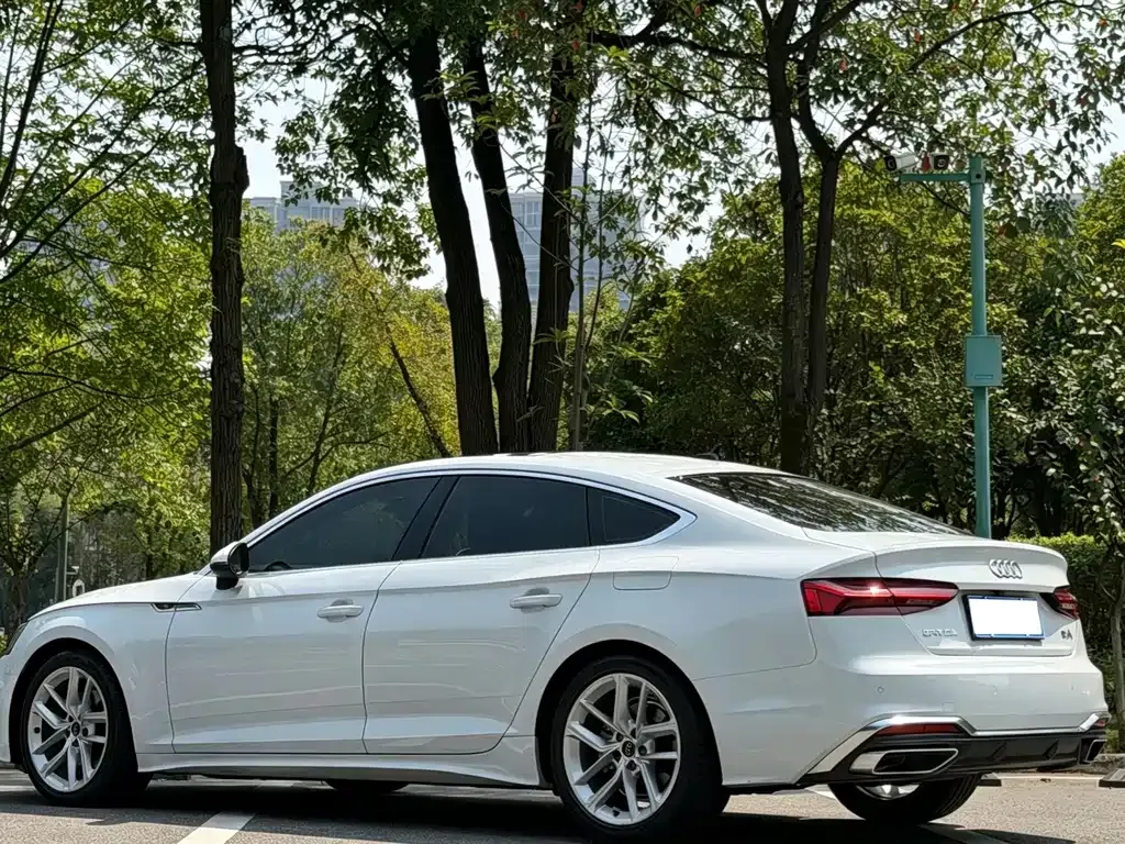 Audi A5 (Import) — фото 7