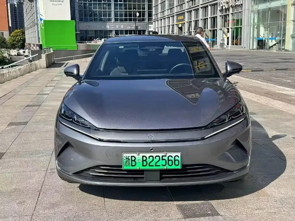 BYD Qin L — фото 9