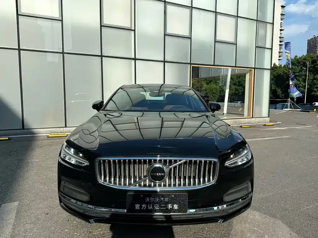 Volvo S90 — фото 3