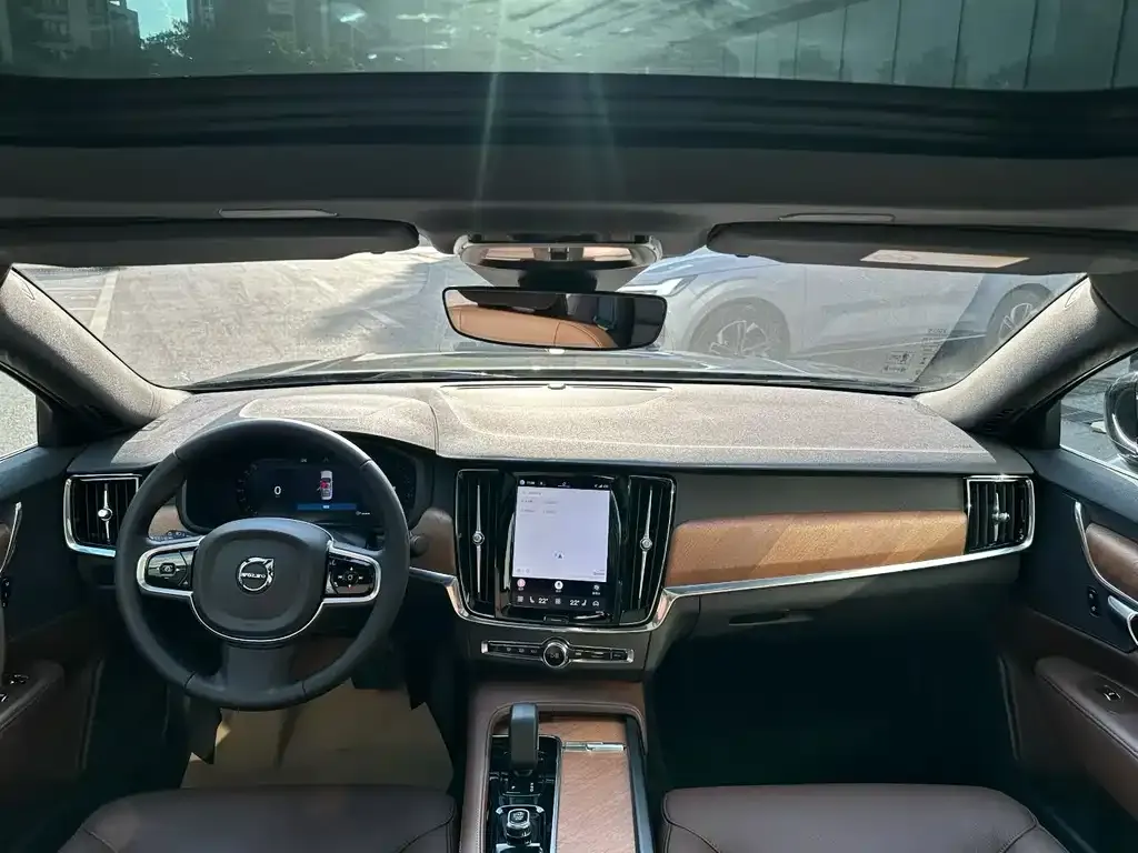 Volvo S90 — фото 2