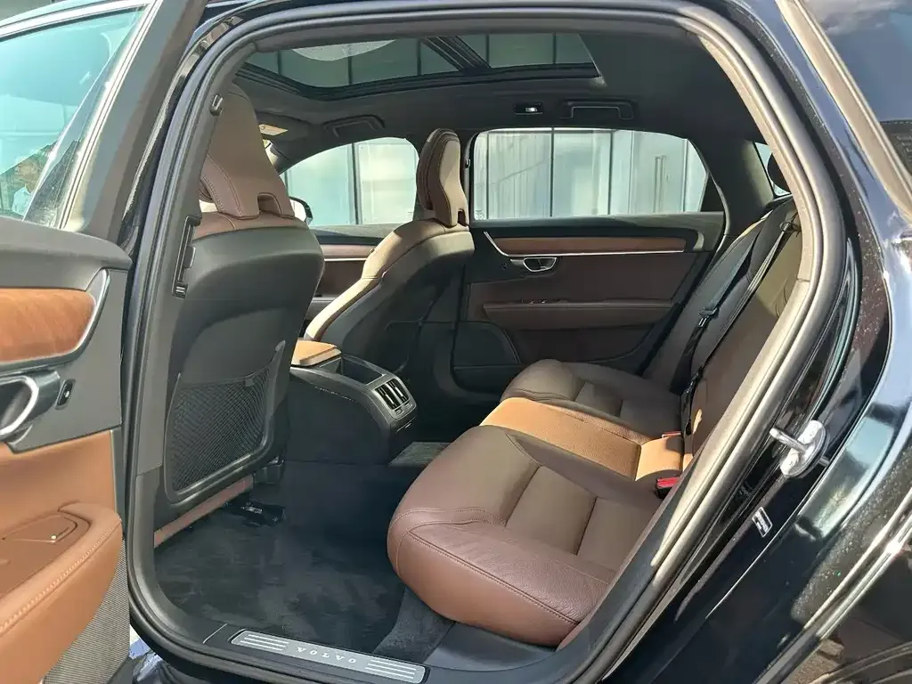 Volvo S90 — фото 4