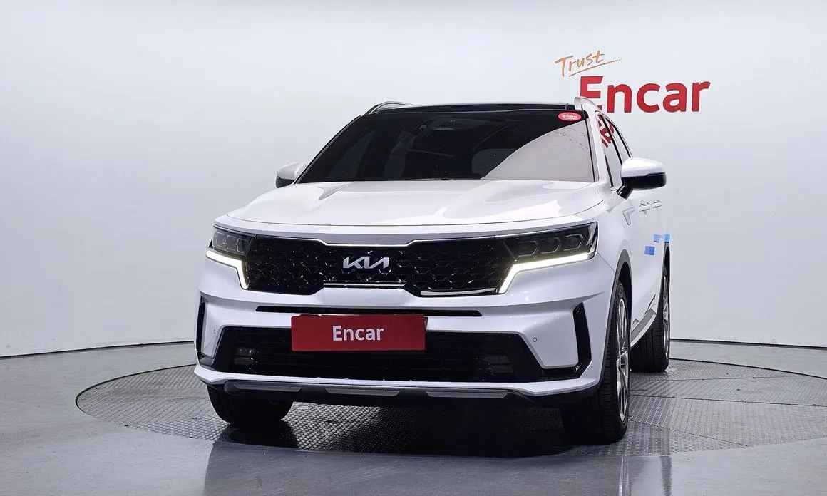 Kia Sorento — фото 8