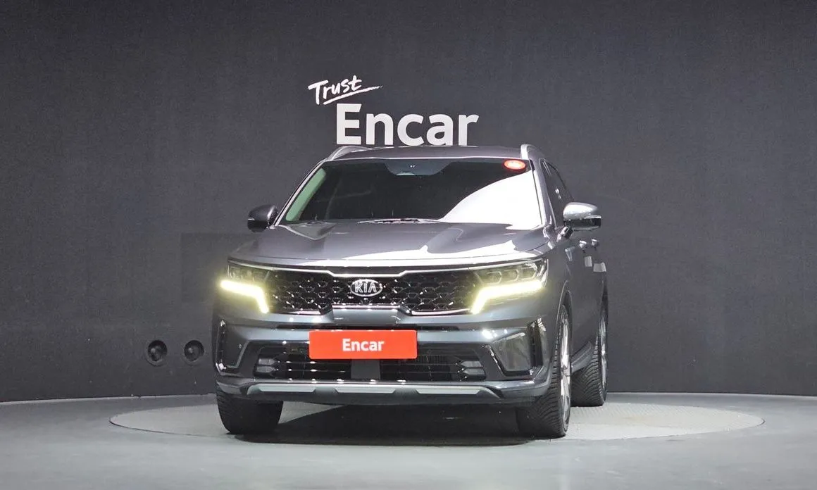 Kia Sorento — фото 5