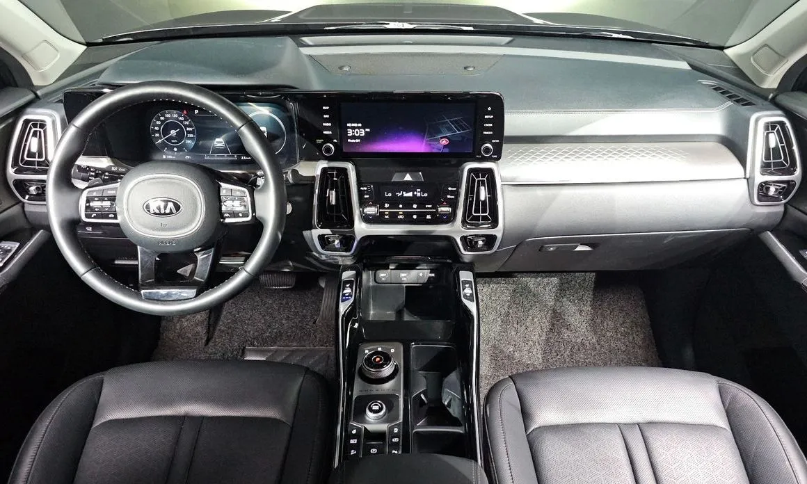 Kia Sorento — фото 9