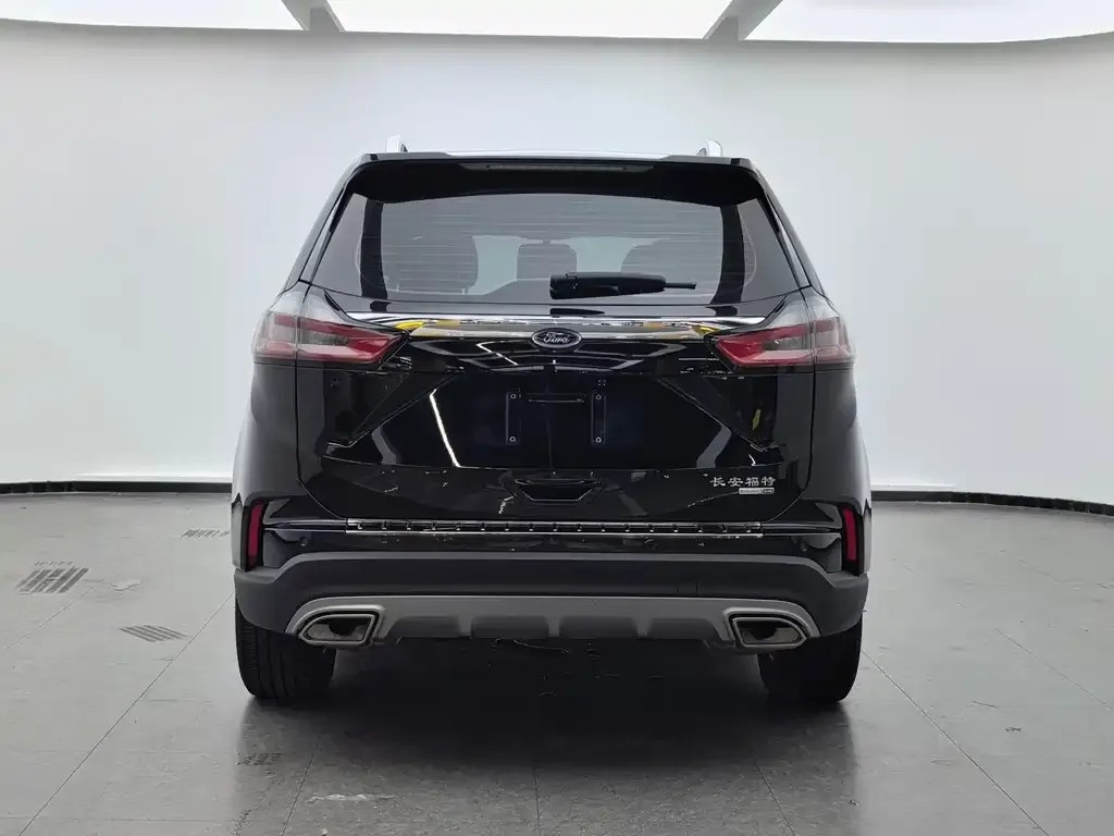 Ford Edge — фото 8