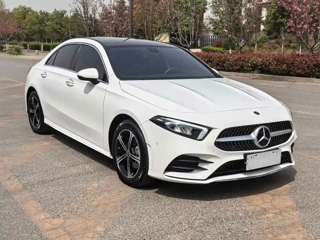 Mercedes-Benz A-Class — фото 1