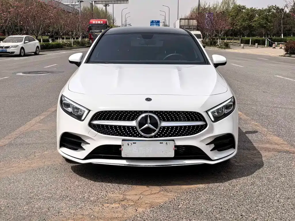Mercedes-Benz A-Class — фото 6