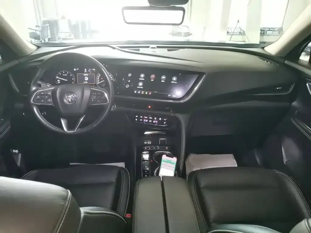 Buick Envision Plus — фото 9