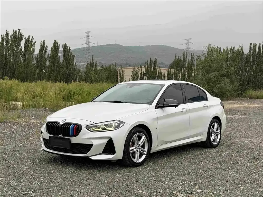 BMW 1 Series — фото 1