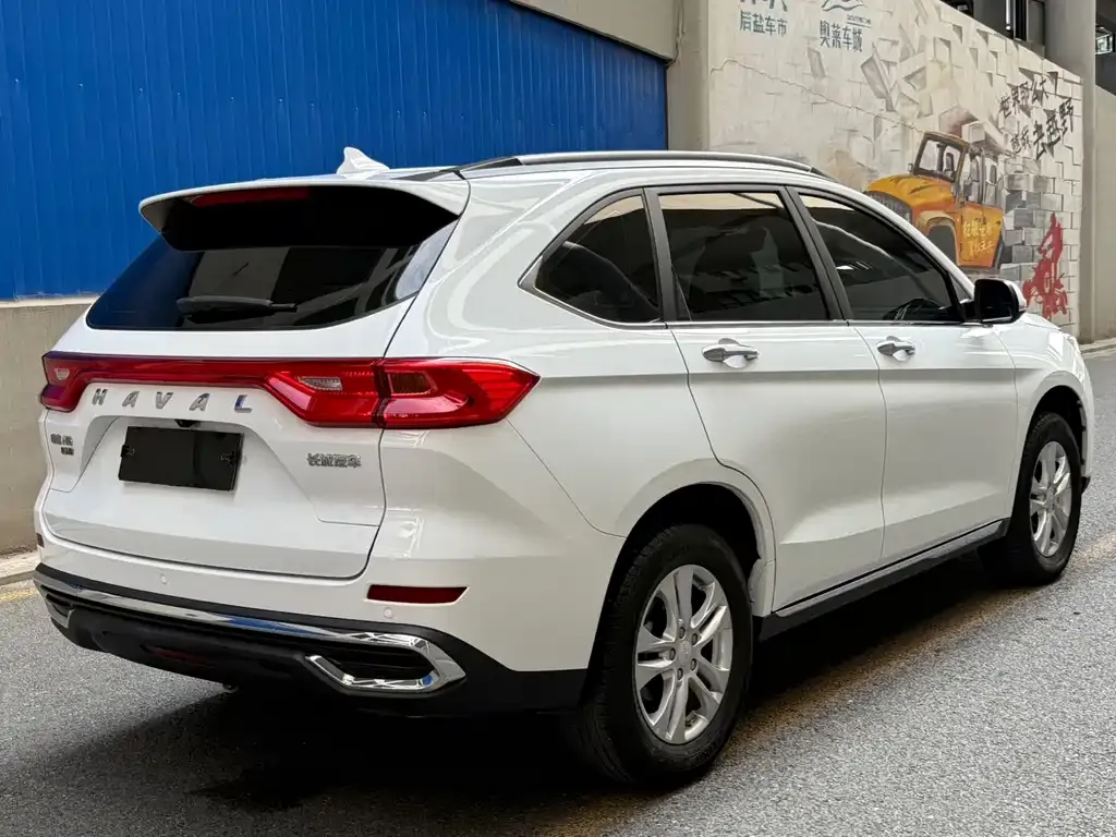 Haval M6 — фото 3