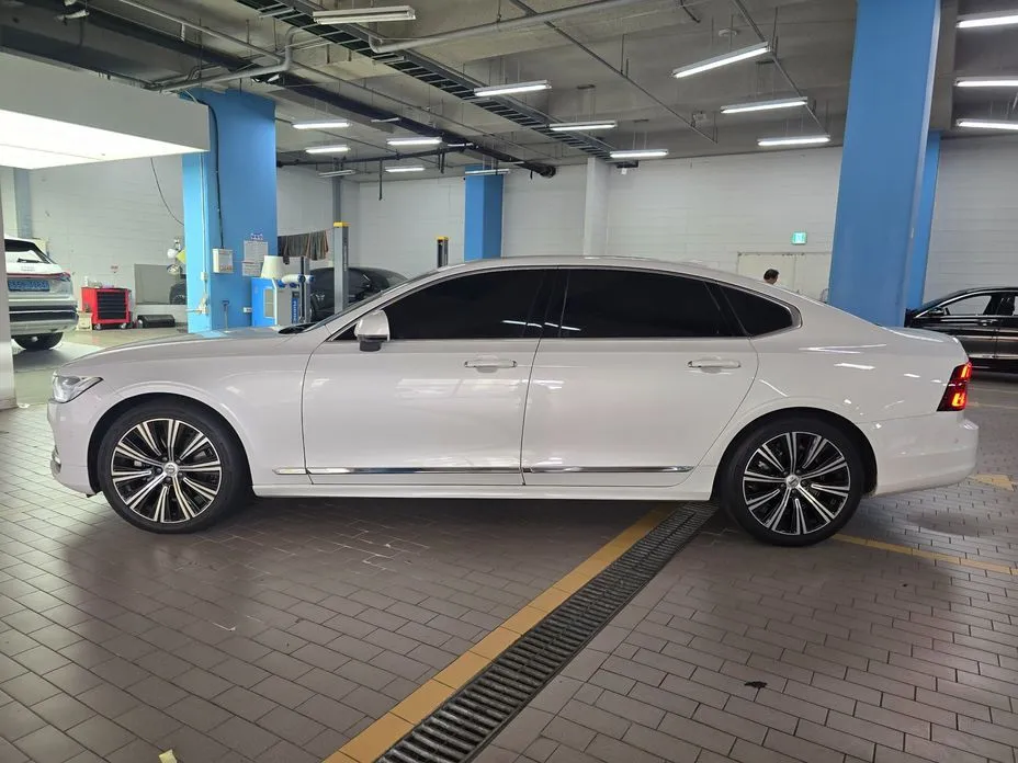 Volvo S90 — фото 4