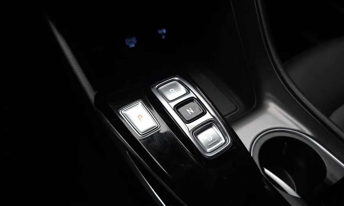Hyundai Sonata — фото 2