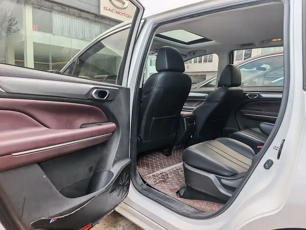 GAC Motor Trumpchi M6 — фото 9