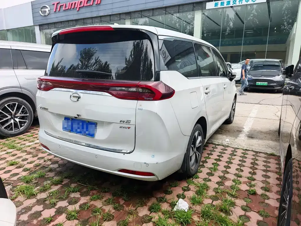 GAC Motor Trumpchi M6 — фото 8