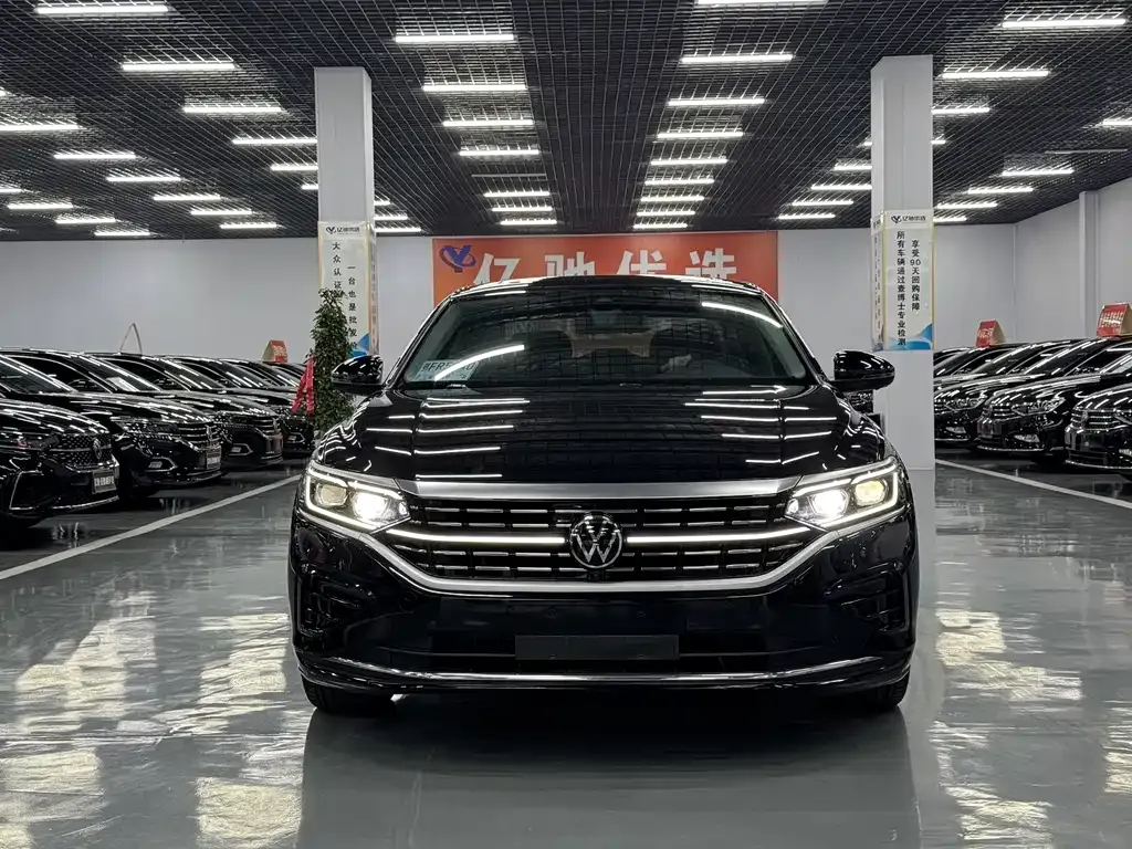 Volkswagen Passat — фото 7