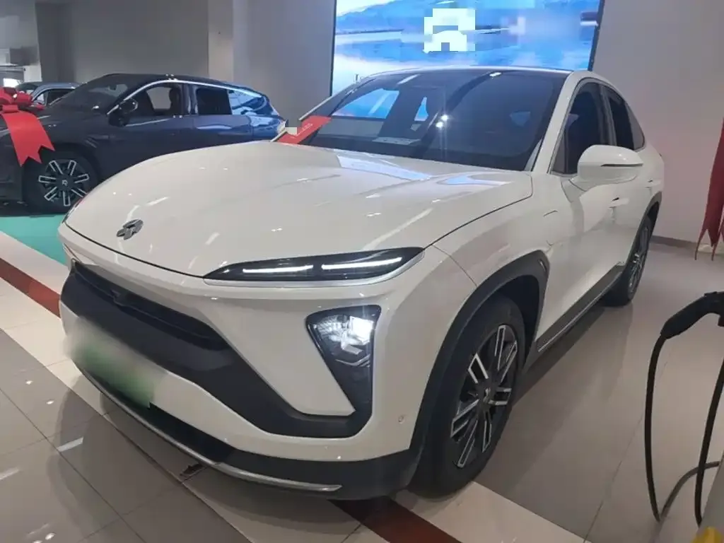 NIO EC6 — фото 8