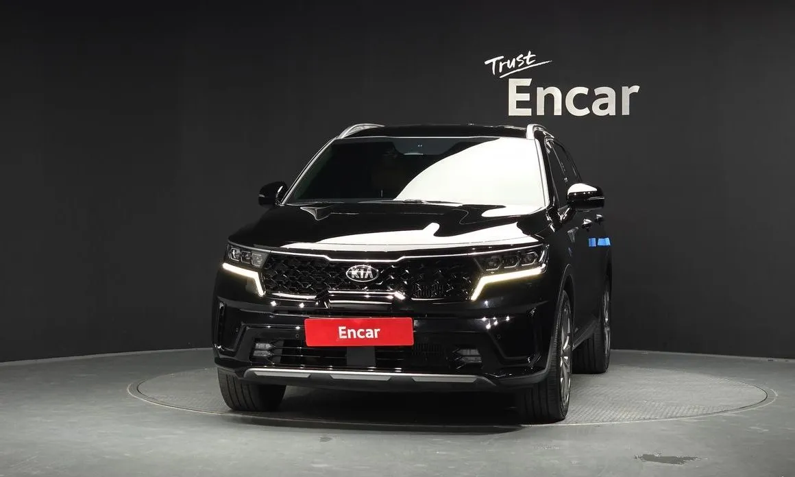 Kia Sorento — фото 8