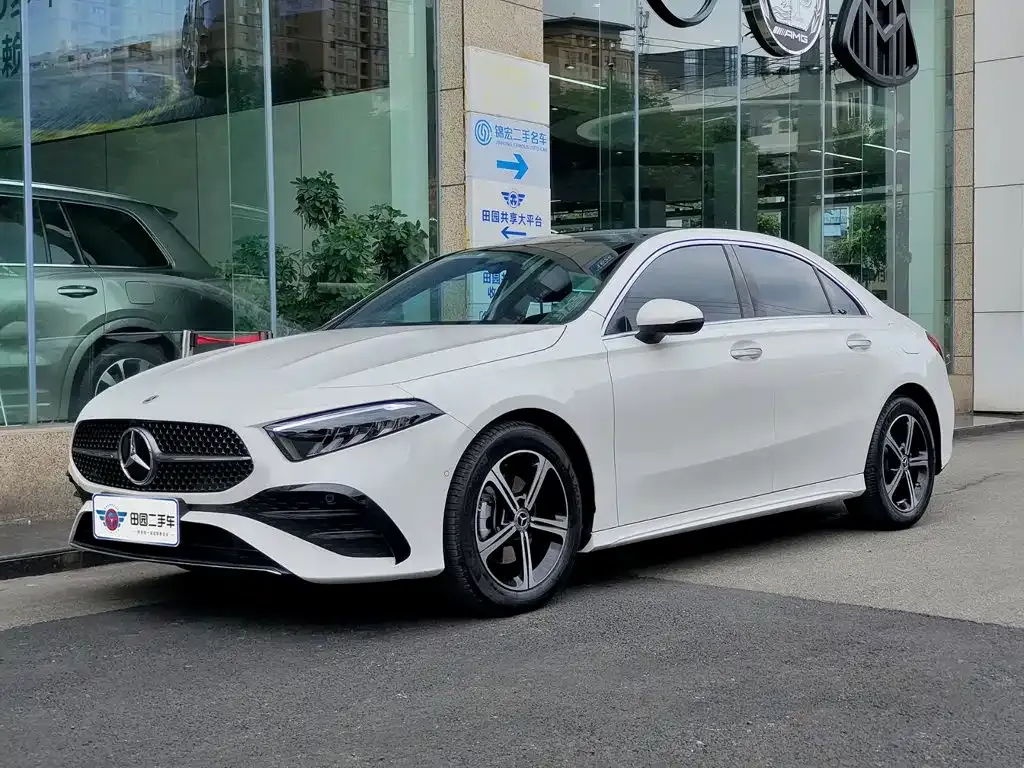 Mercedes-Benz A-Class — фото 1