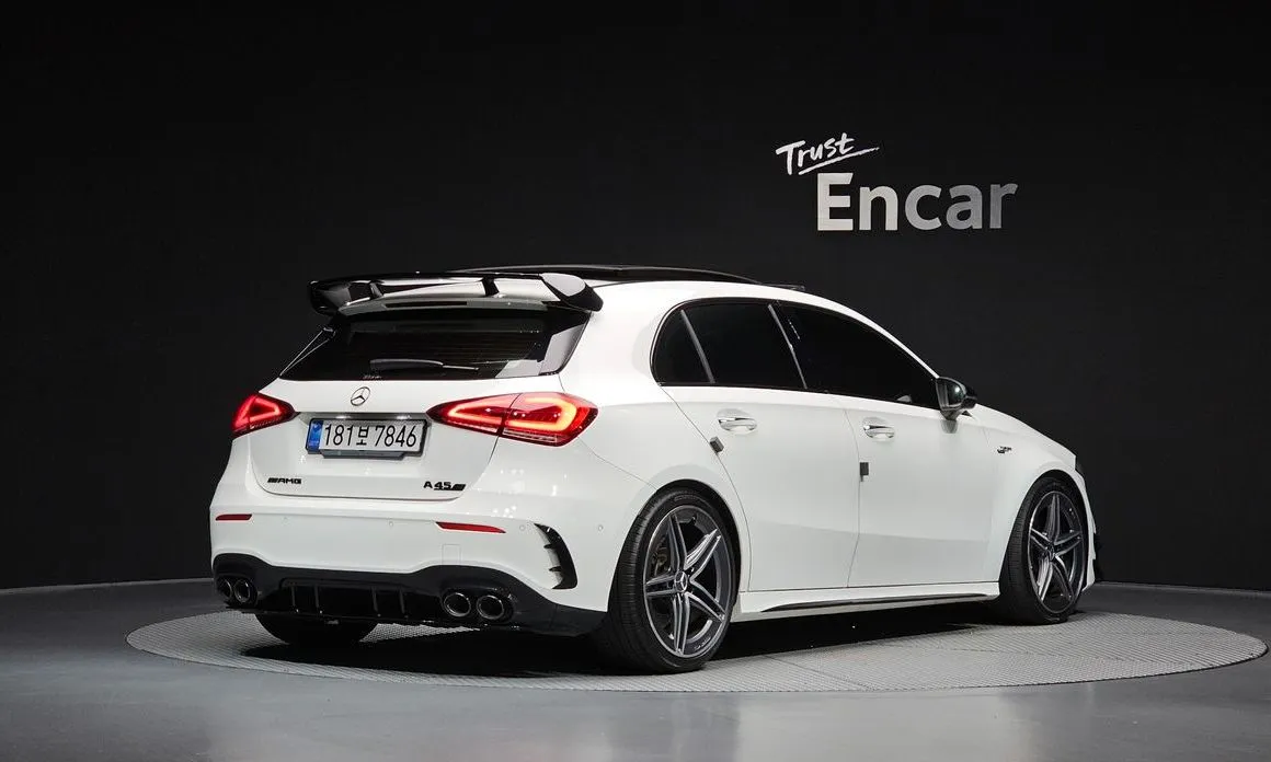 Mercedes-Benz A-Class — фото 6