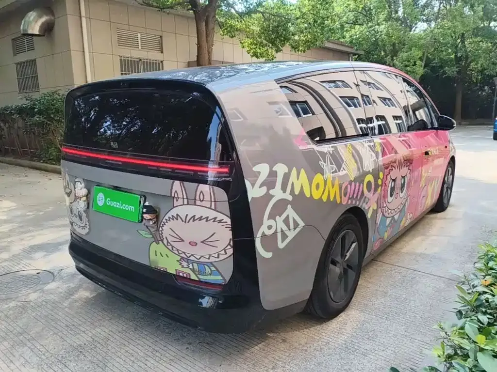 Li Auto MEGA — фото 3