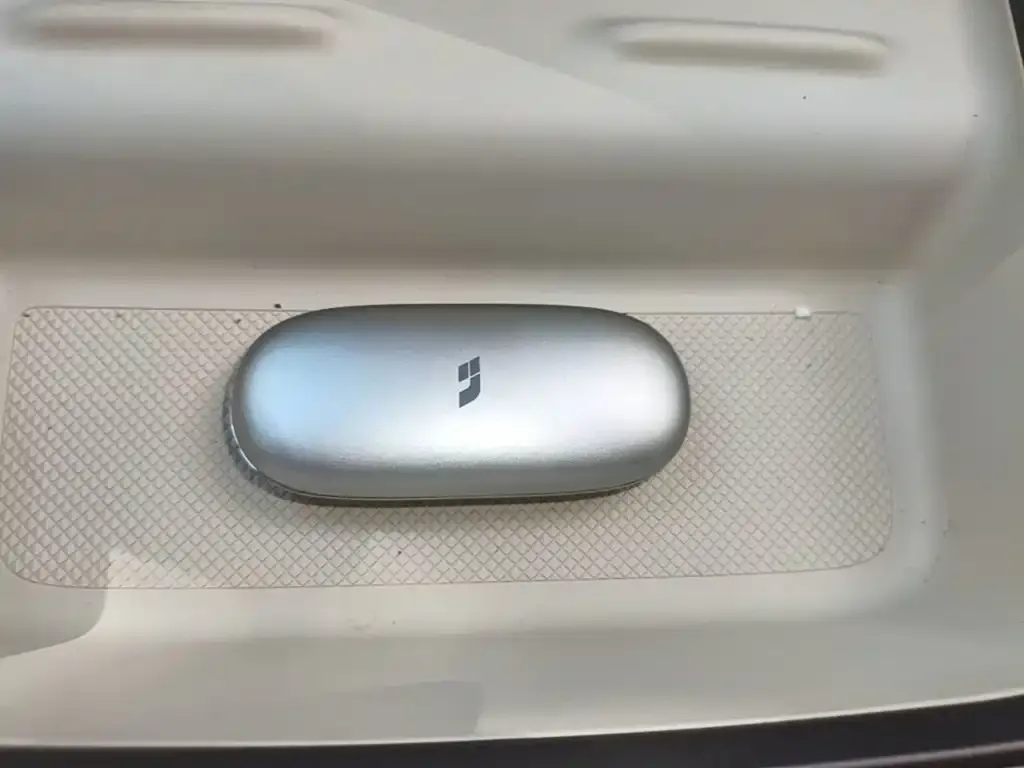 Li Auto MEGA — фото 2