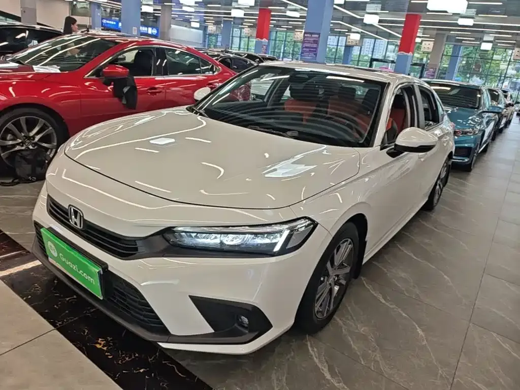 Honda Civic — фото 1