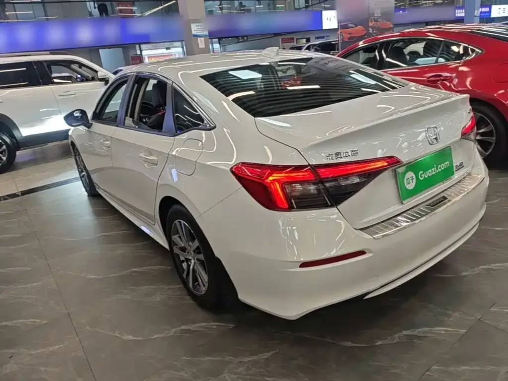 Honda Civic — фото 7